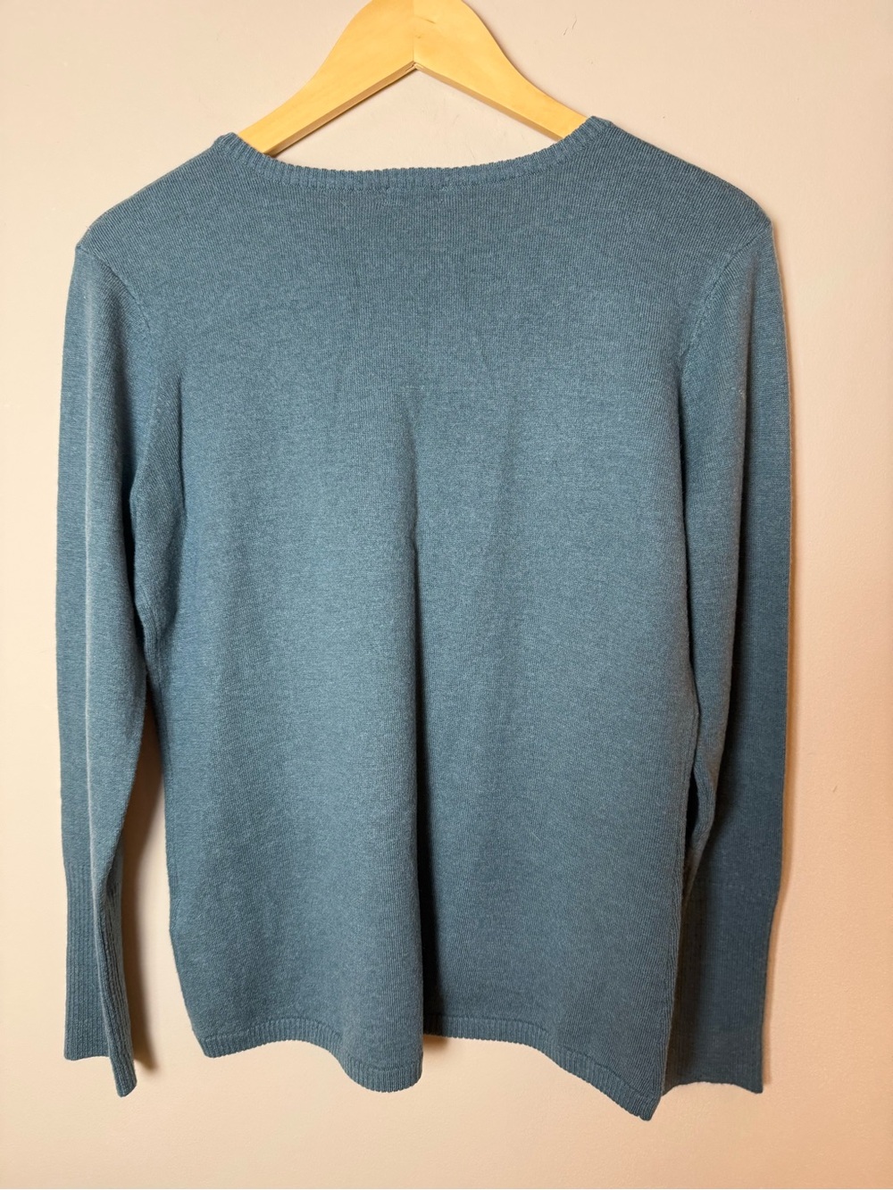 Smartwool Size M Slate Blue V-Neck Sweater - Picture 3 of 5